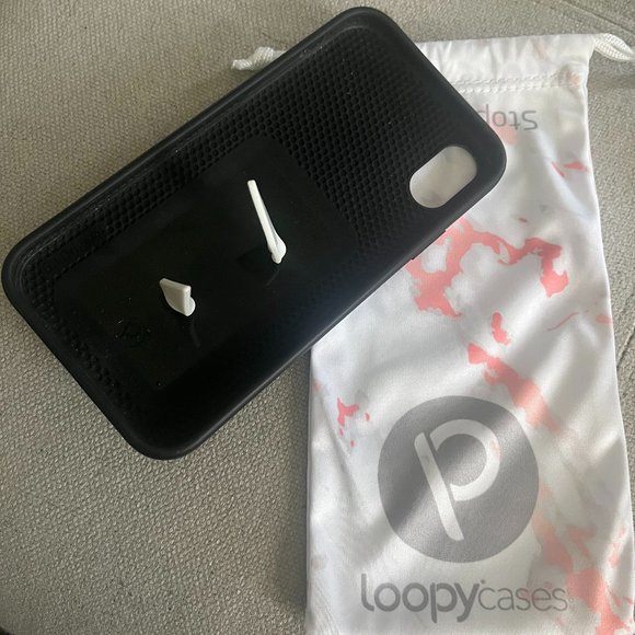 iPHONE CASE - Picture 3 of 5